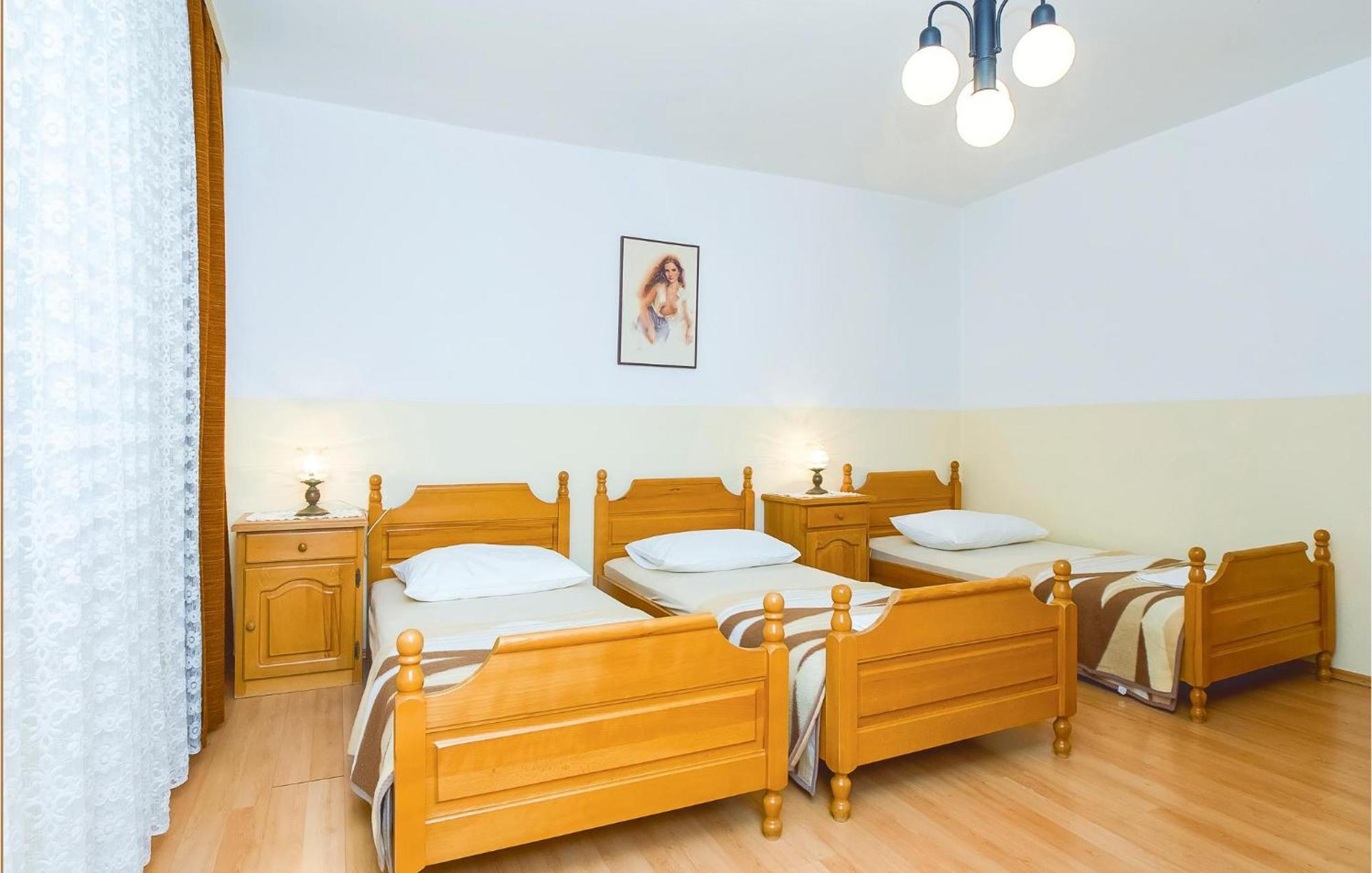 Beautiful Apartment In Omis With Wifi Kültér fotó