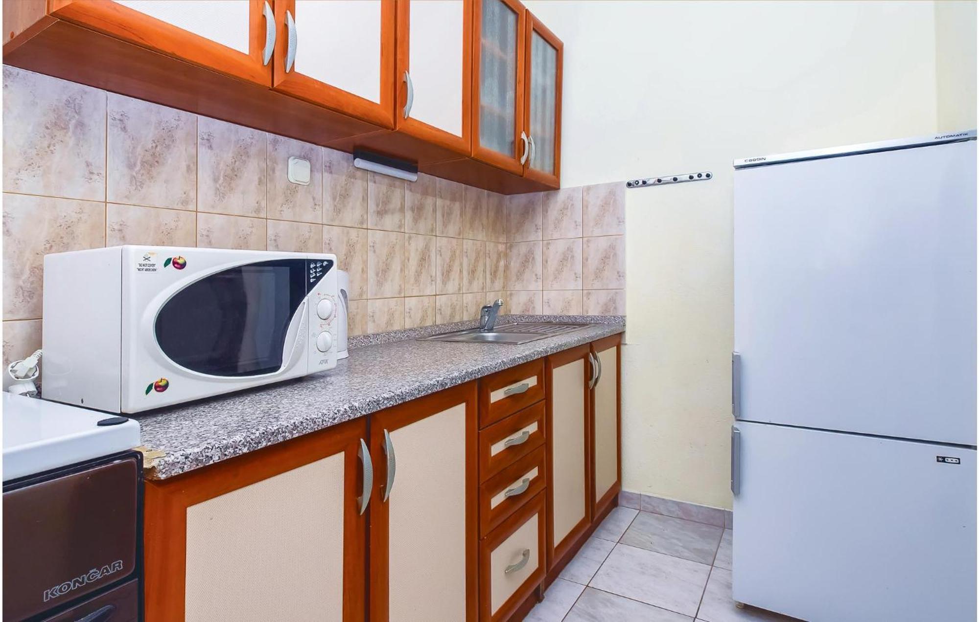 Beautiful Apartment In Omis With Wifi Kültér fotó
