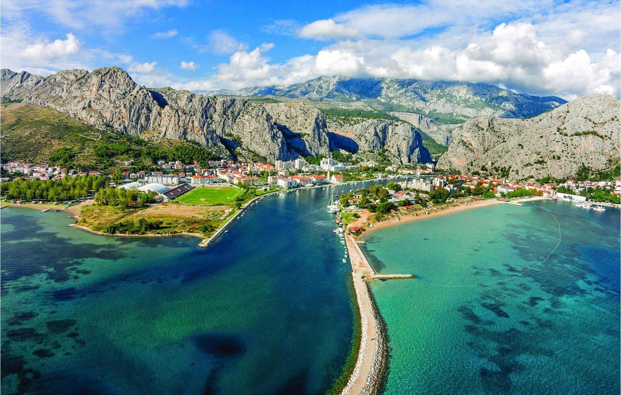 Beautiful Apartment In Omis With Wifi Kültér fotó